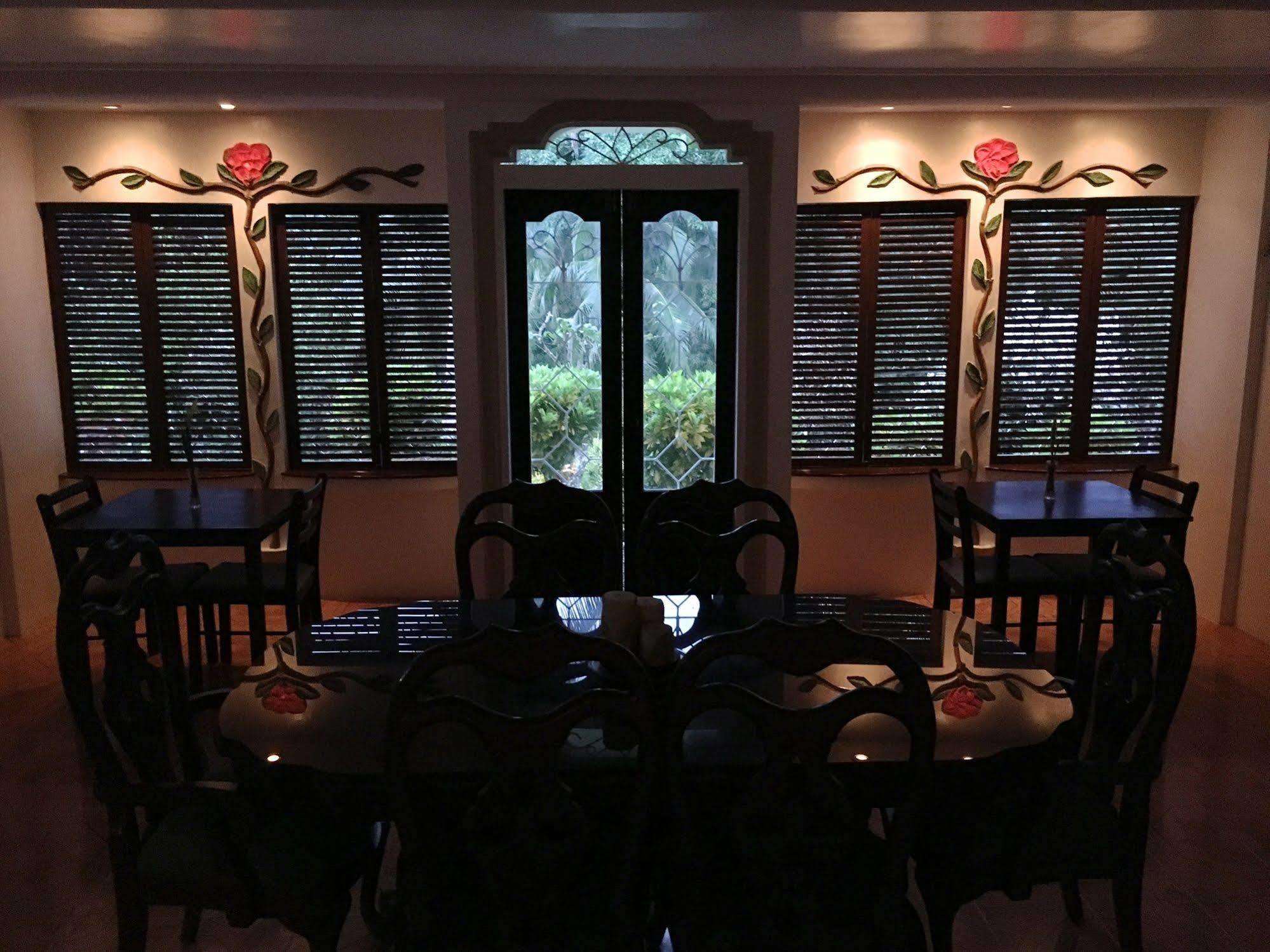 Guindulman Bay Tourist Inn Eksteriør billede
